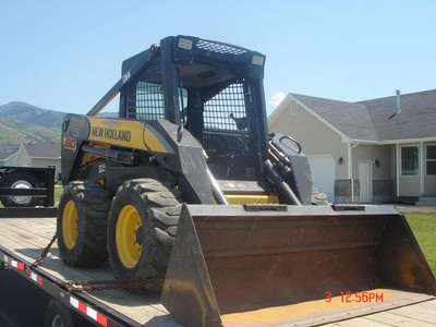 2005 New Holland L180 Skid Steer